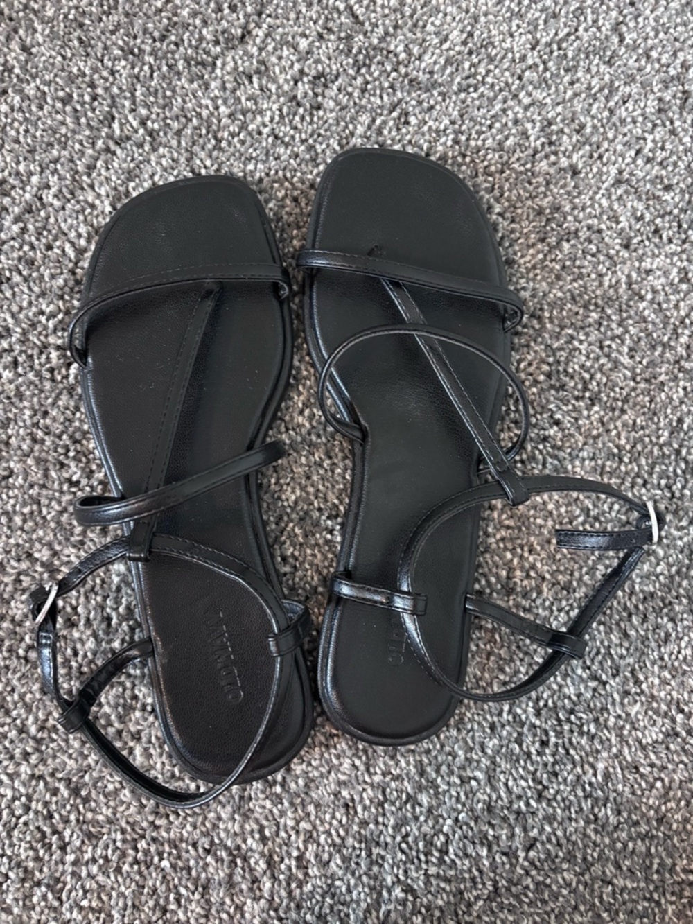 Old Navy Black Strappy Women's Sandals